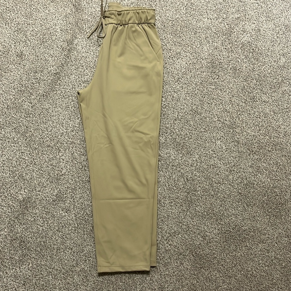 Lululemon stretch high rise crop